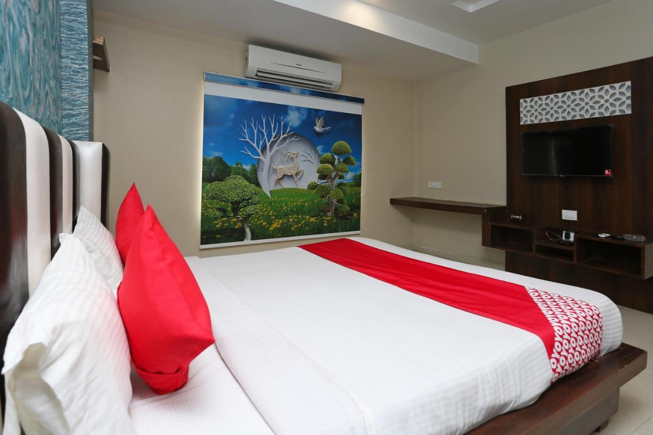 Oyo Flagship 43897 Redstone Hotel Gwalior Exterior photo
